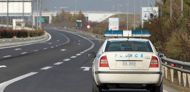 Είχε τροποποιήσει βανάκι και μετέφερε 9 κινέζες προς Αθήνα